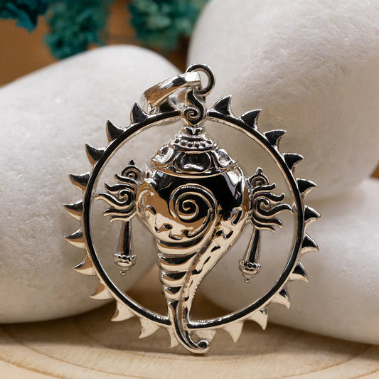 Shanka Chakra Pendant