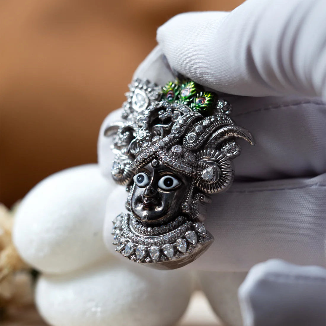 Banke Bihari Mukharivind Pendant