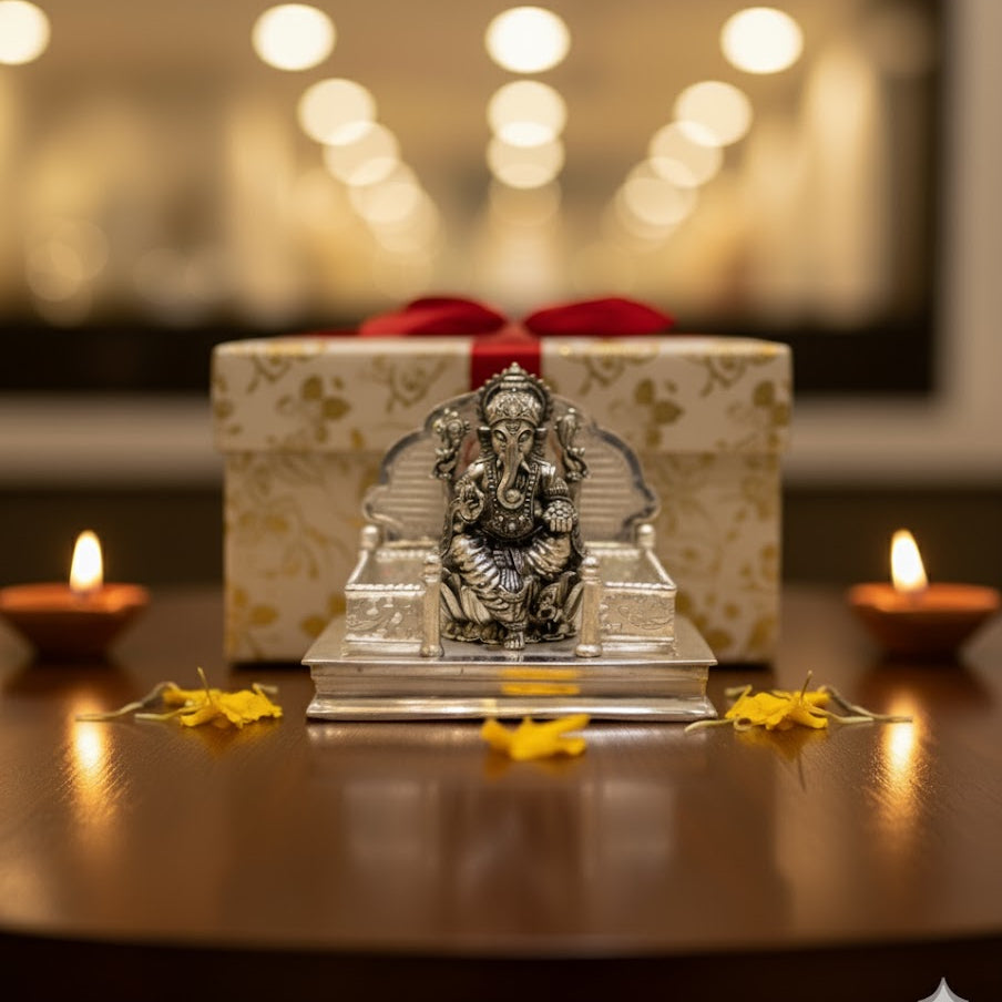 Silver Plated Maharaja Ganpati Idol (3 Inch)