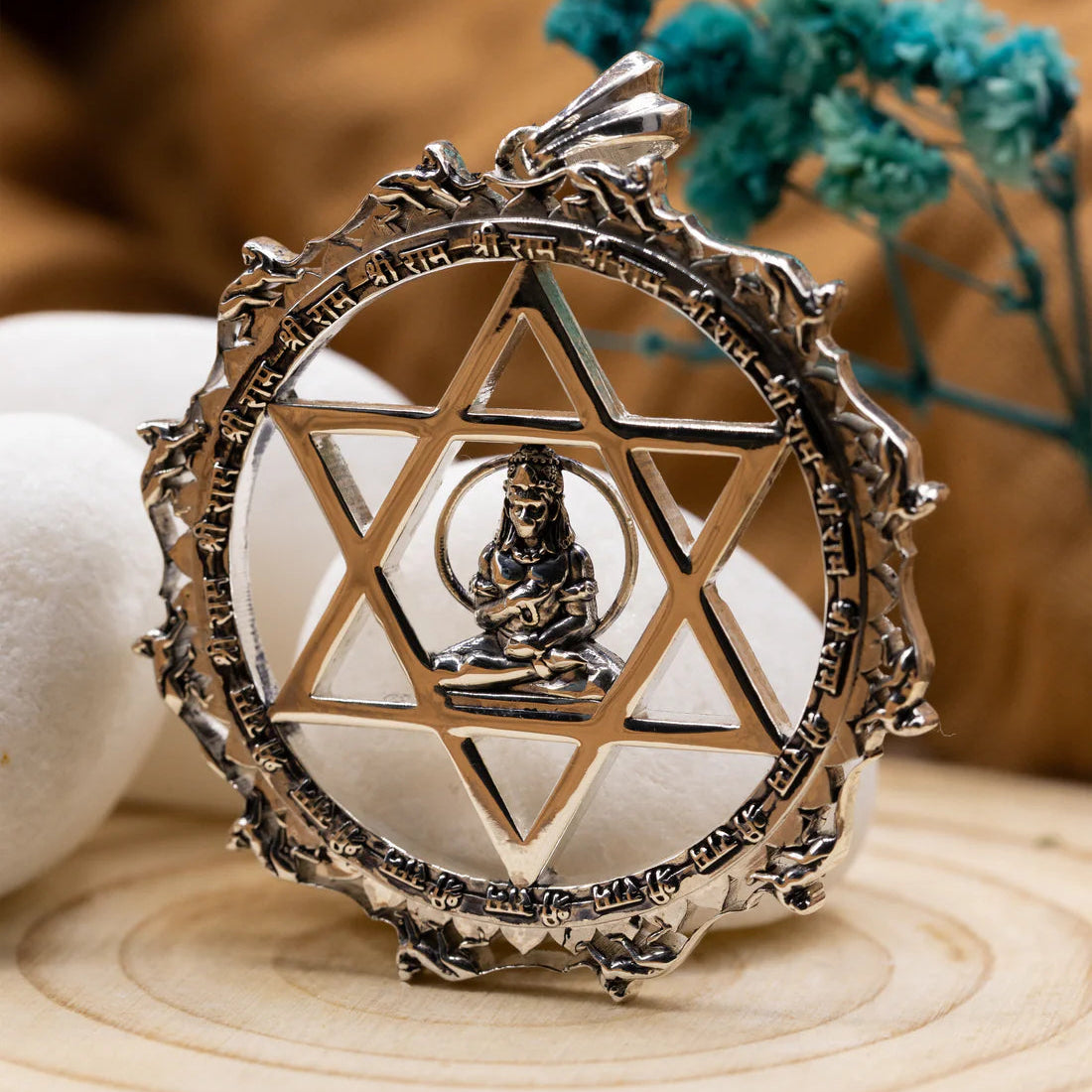 Yantrodharaka Hanuman Pendant