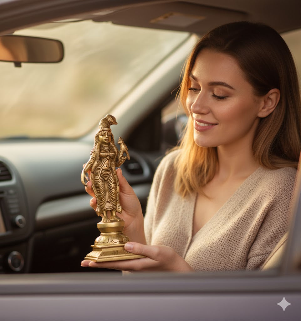 Brass Andal Statue Online – Handcrafted Godha Devi Idol for Divine Décor